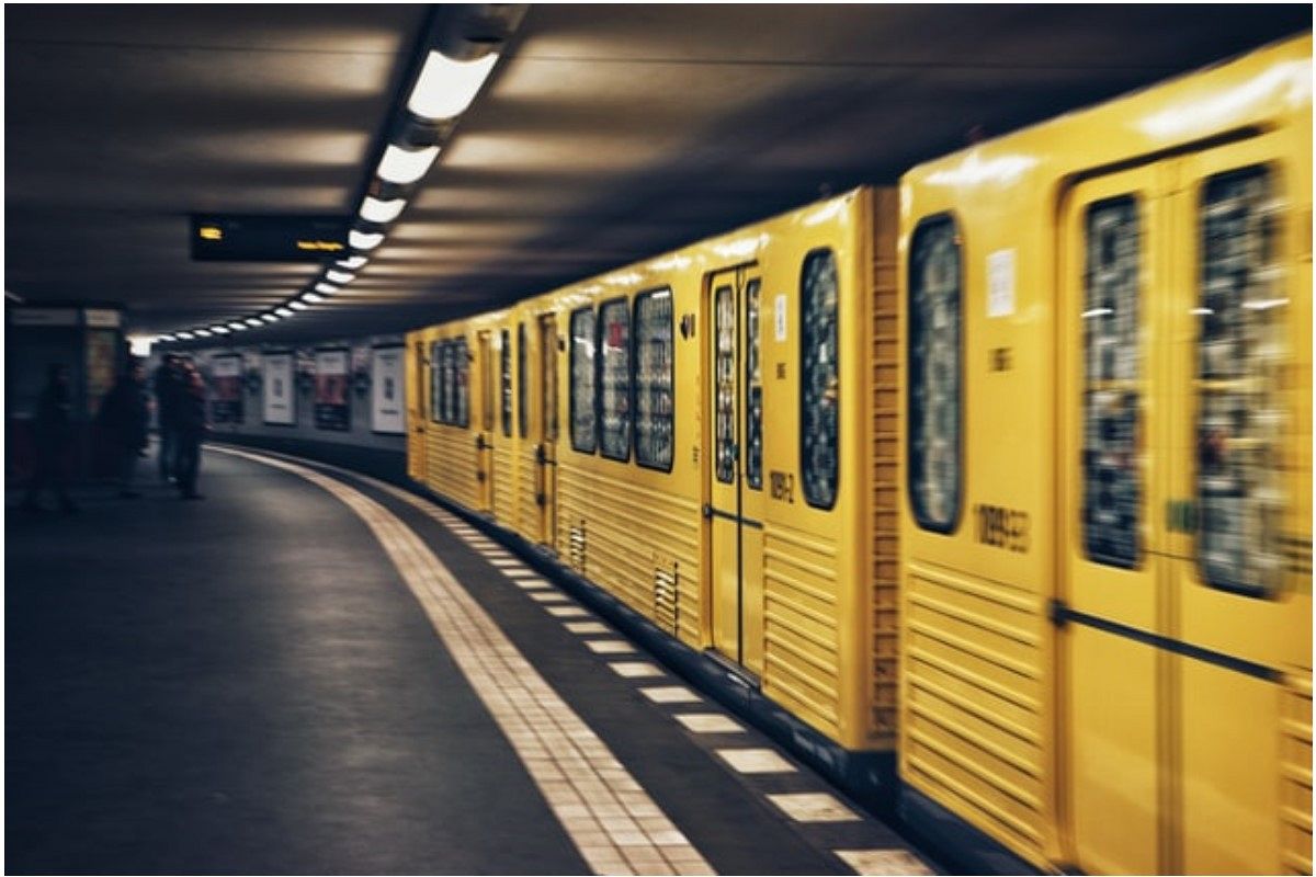 地下鉄の夢は何を暗示している？
